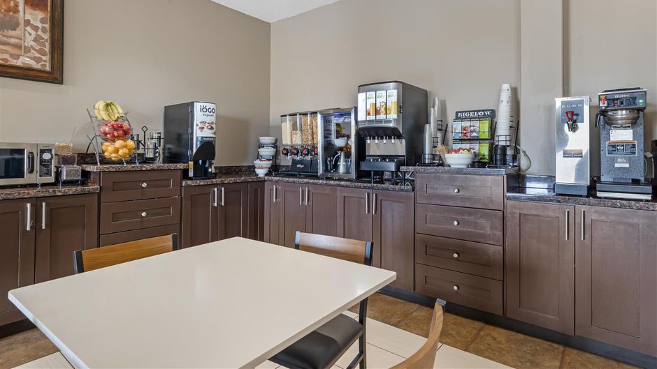 Best Western Plus Estevan Inn & Suites Restaurant