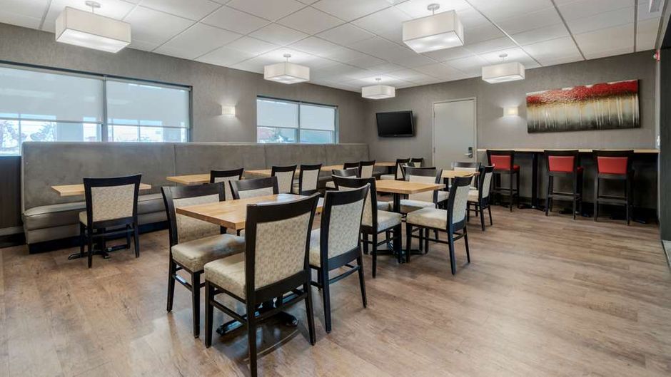 Best Western Plus Eastgate Inn & Suites Restaurant