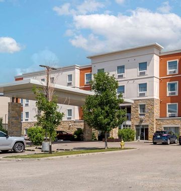 Best Western Plus Eastgate Inn & Suites