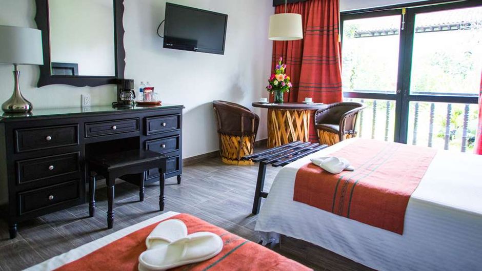 Best Western Plus Posada De Don Vasco Room