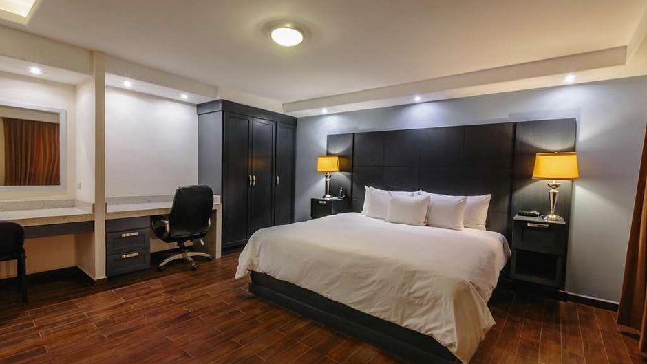 Best Western Plus San Jorge Suite