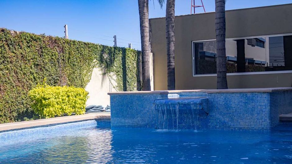 Best Western Plus Monterrey Airport Pool