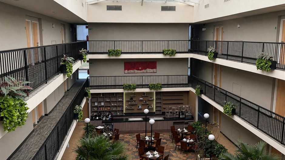 Best Western Plus Monterrey Airport Restaurant