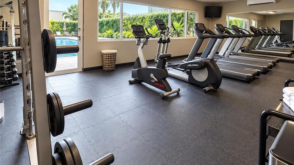 Best Western Plus Monterrey Airport Health