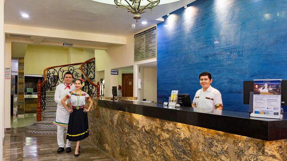 Best Western Hotel Madan Lobby
