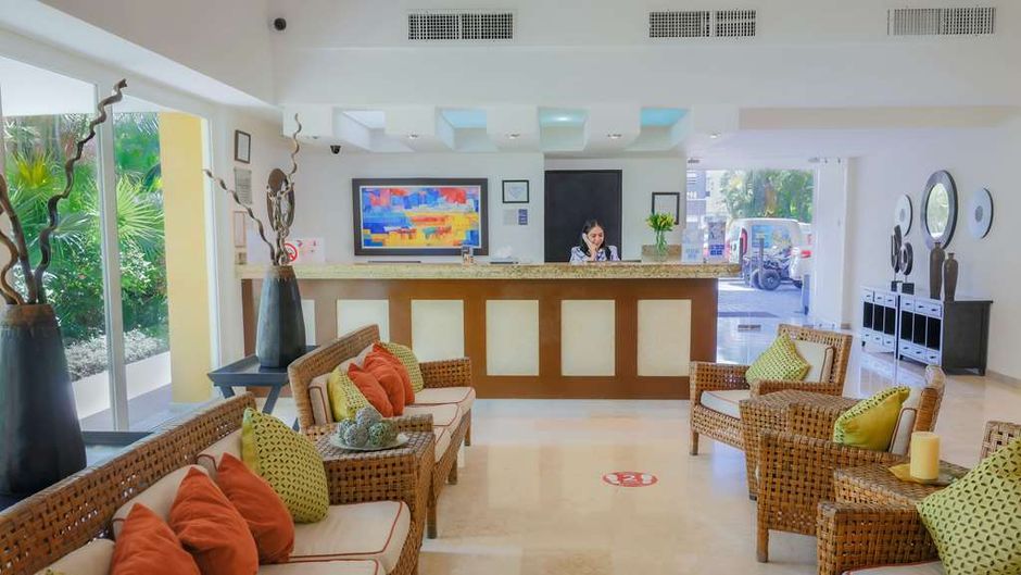 Best Western Posada Freeman Zona Dorada Lobby