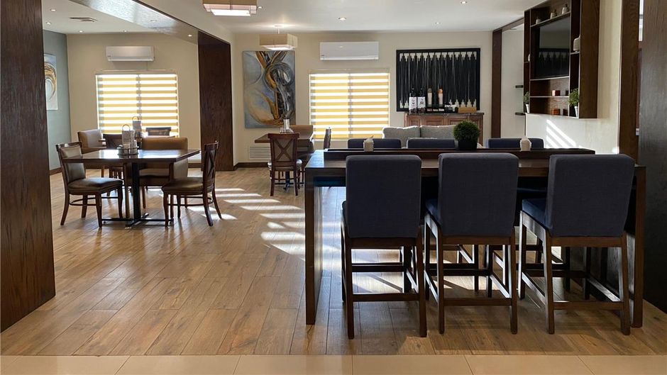 Best Western Cumbres Aeropuerto Restaurant