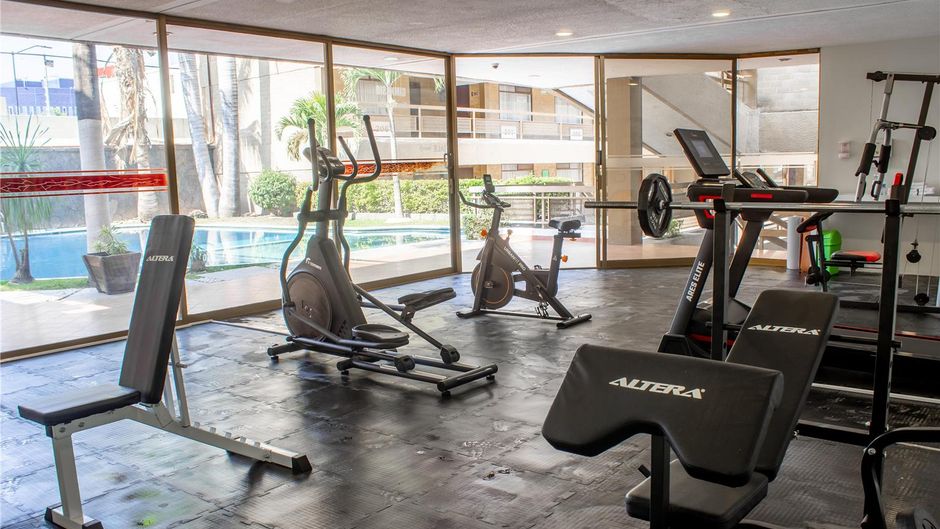 Best Western Plus Plaza Florida & Tower Health