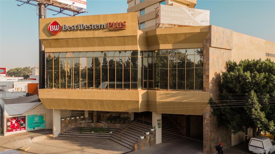 Best Western Plus Plaza Florida & Tower Exterior