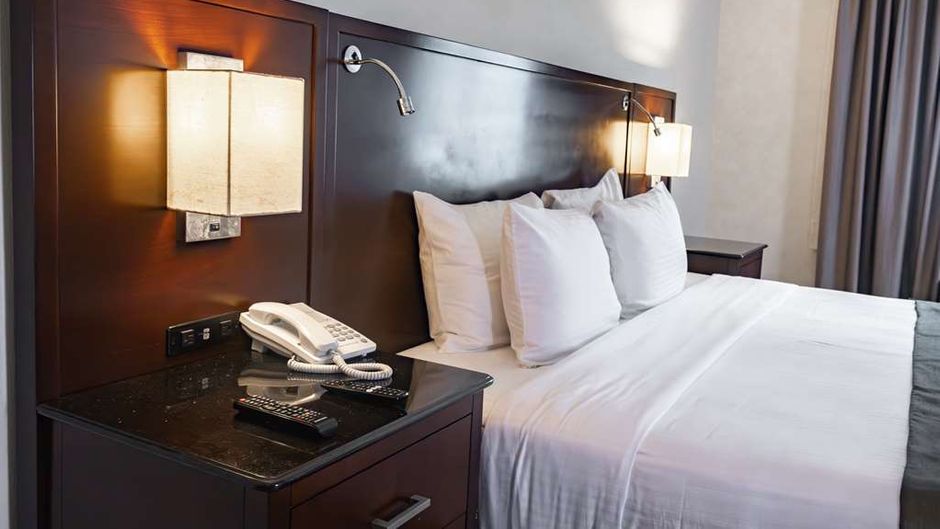 Best Western Plus Monterrey Colon Room