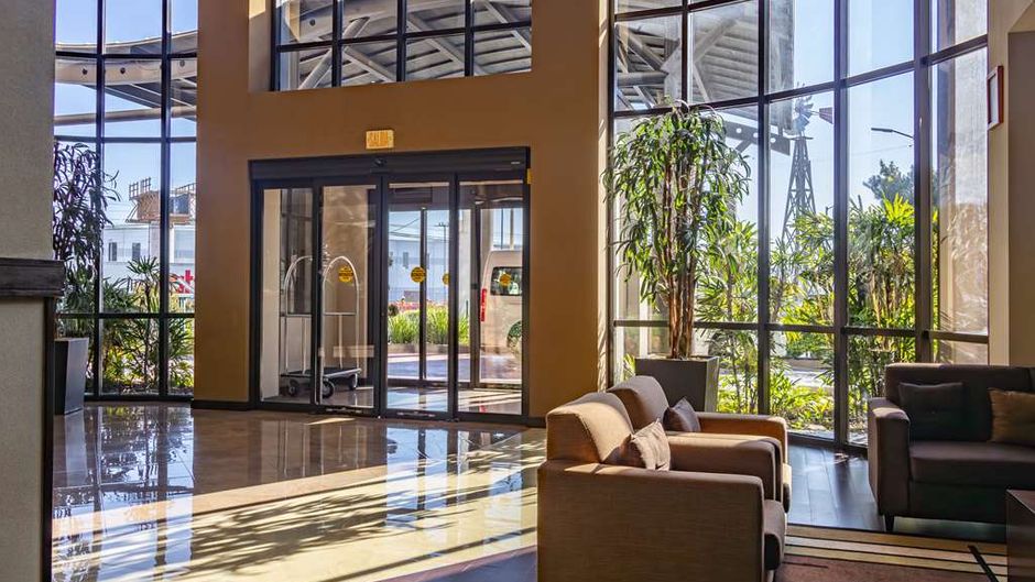 Best Western Premier Monterrey Airport Lobby