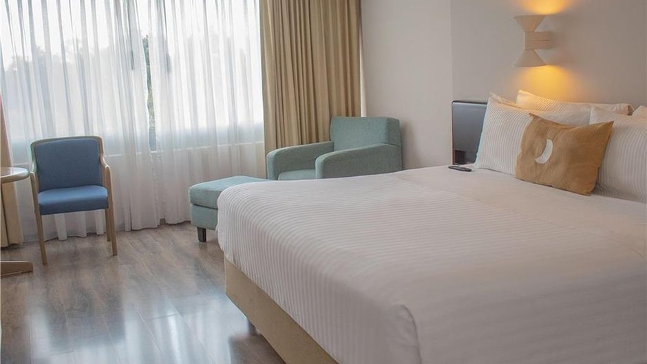 Best Western Plus Gran Hotel Morelia Room