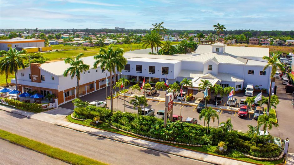 Best Western Plus Belize Biltmore Plaza Exterior