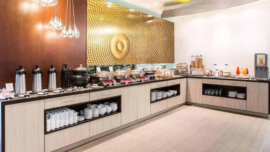 Best Western Plus 93 Park Hotel Restaurant