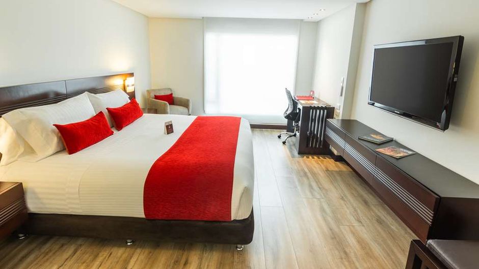 Best Western Plus 93 Park Hotel Room