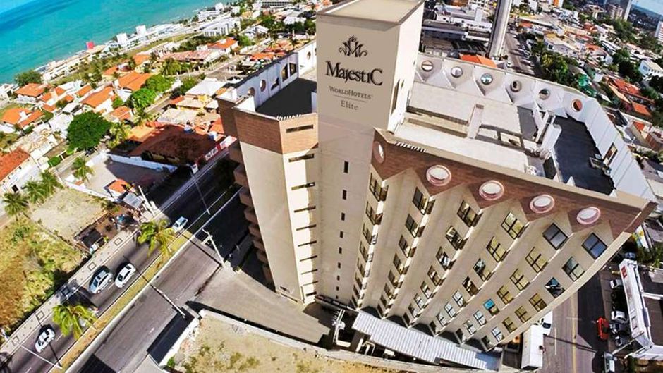 Majestic Ponta Negra Beach Exterior