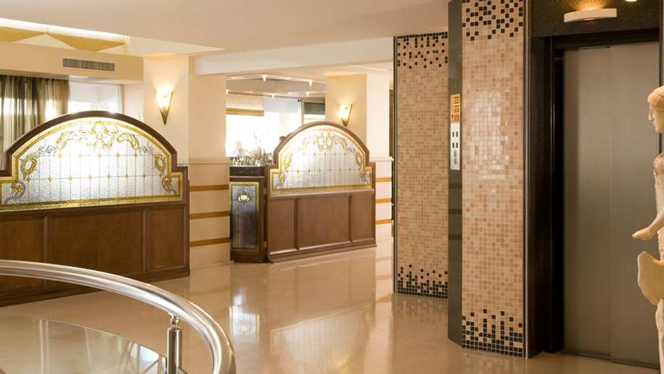 Best Western Plus Hotel Plaza Lobby
