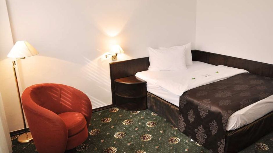 Best Western Central Hotel Room