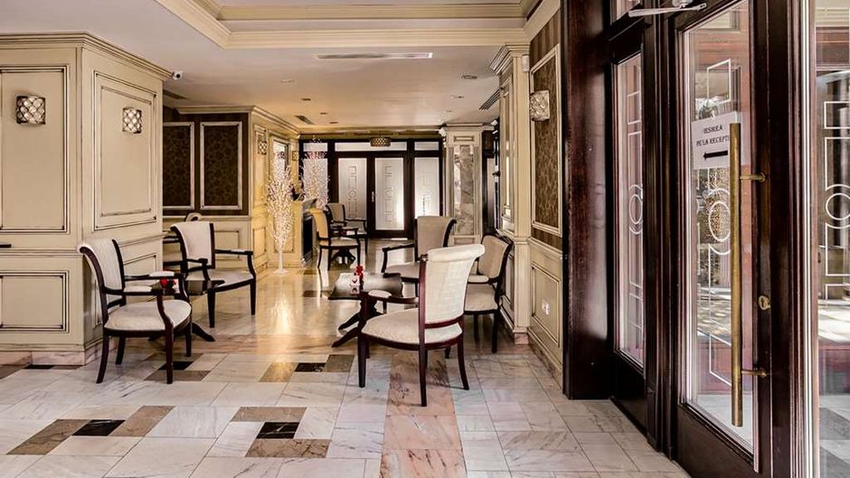 Best Western Central Hotel Lobby