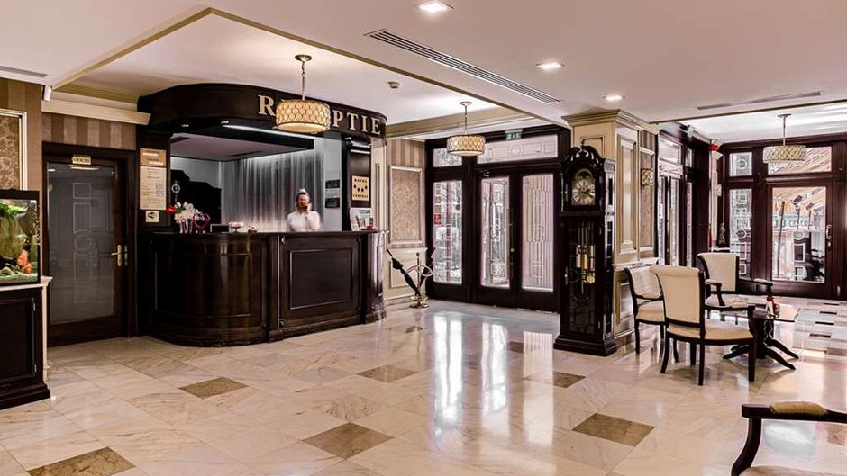 Best Western Central Hotel Lobby