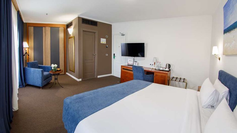 Best Western Congress Hotel Room