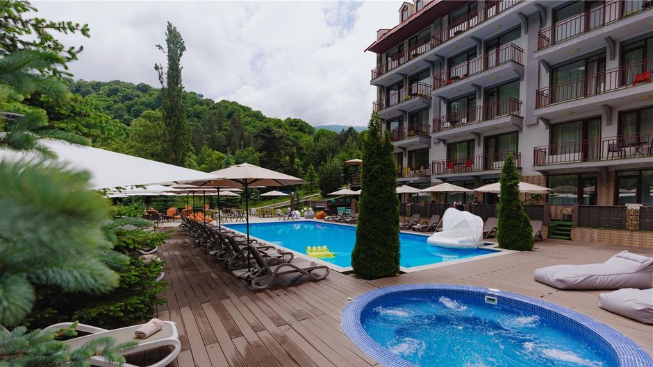 Best Western Paradise Hotel Dilijan Pool