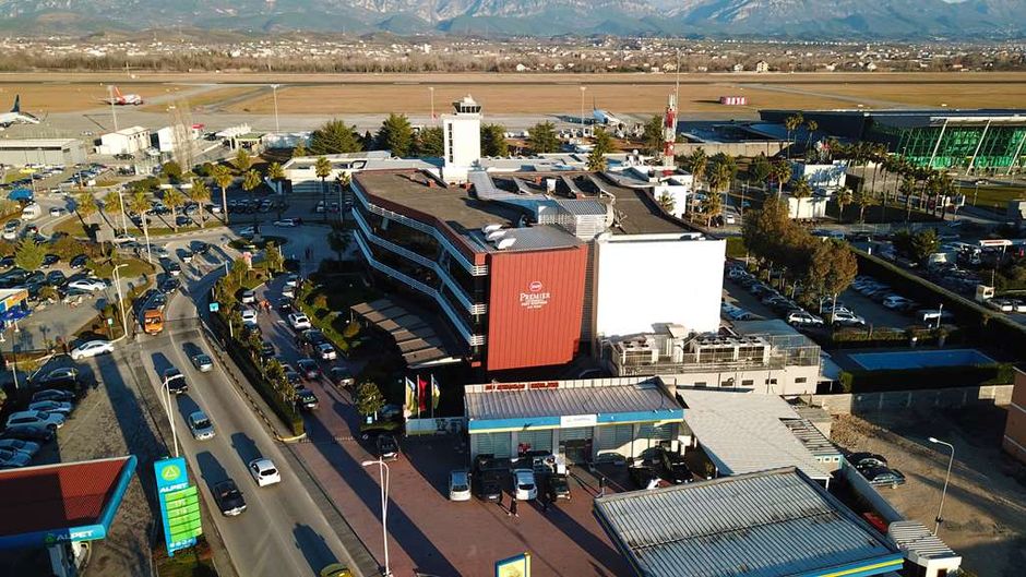Best Western Premier Ark Hotel Exterior