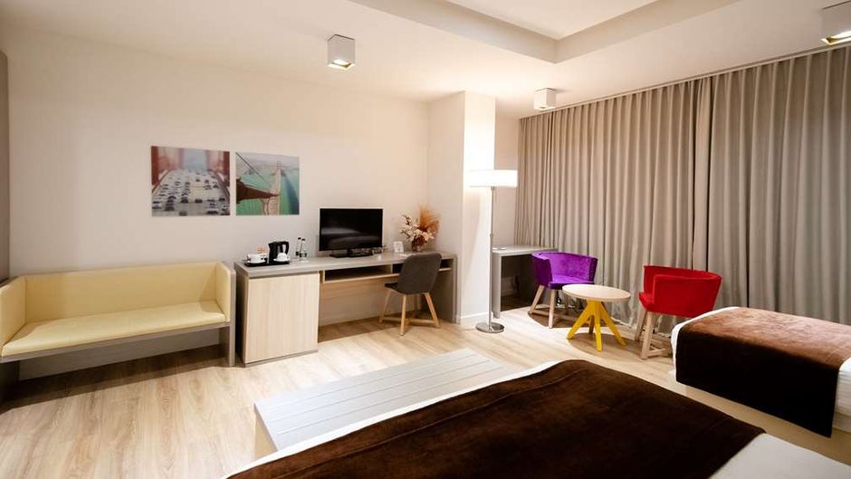 Best Western Premier Ark Hotel Room