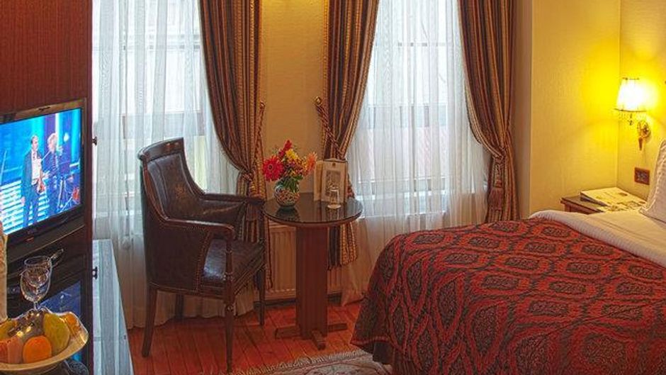 Best Western Empire Palace Room