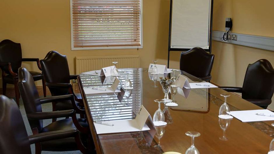 Swindon Blunsdon House, BW Premier Meeting