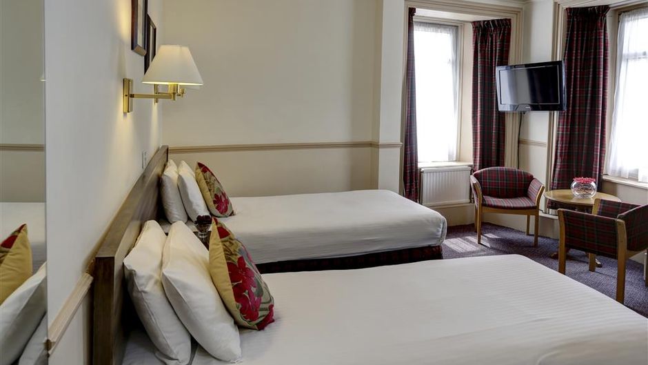 Best Western Queens Hotel Room