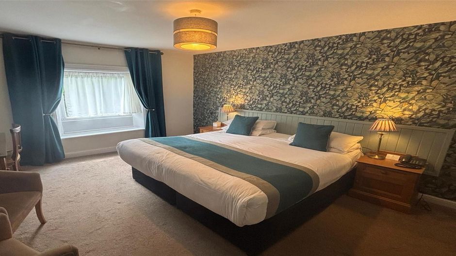 Best Western Valley Hotel Room