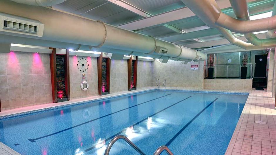 Best Western Plus Castle Green Hotel Pool