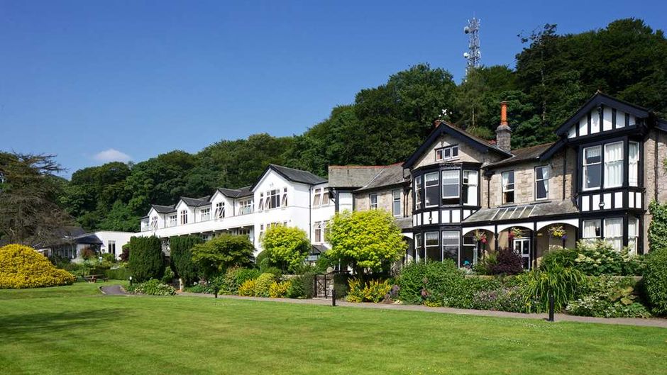Best Western Plus Castle Green Hotel Exterior