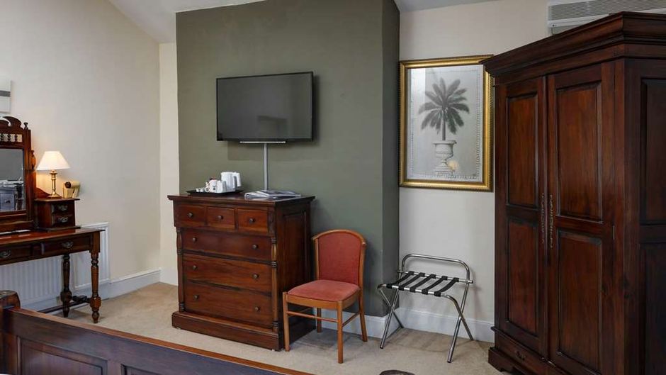 Best Western Claydon Hotel Room