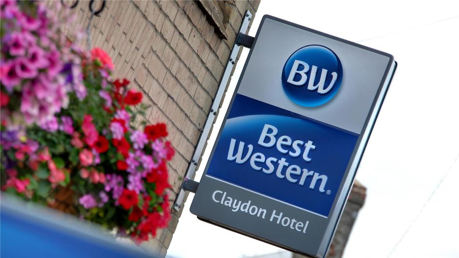 Best Western Claydon Hotel Exterior