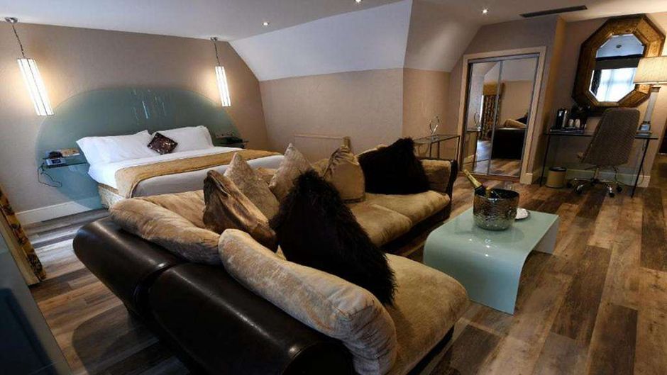 Best Western Premier Mount Pleasant Htl Suite