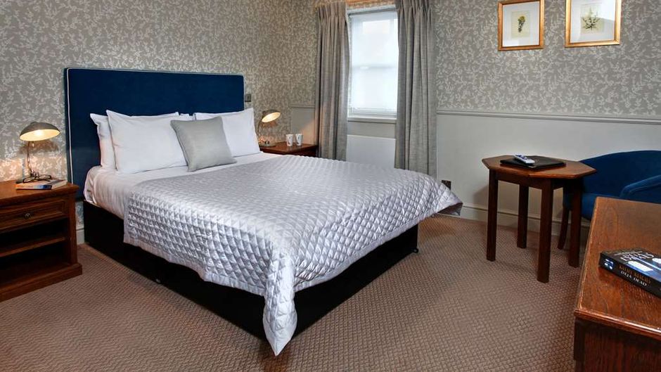 Best Western Rose & Crown Hotel Room