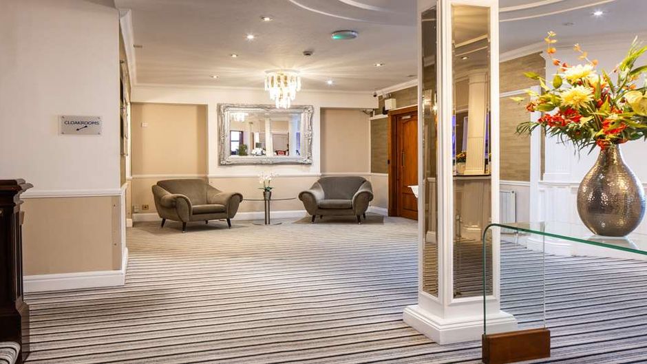 Best Western Royal Hotel Lobby