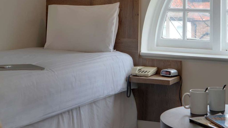 Best Western White House Hotel Room