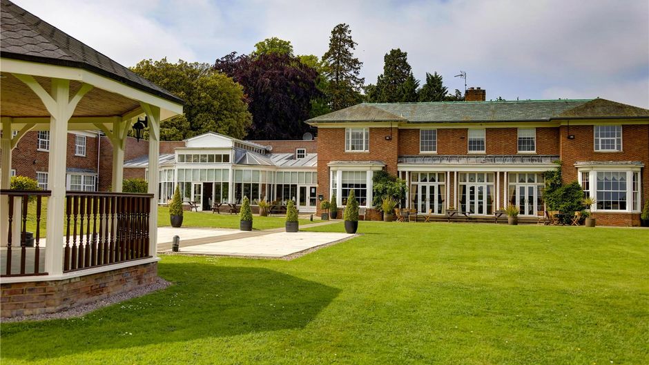 Best Western Plus Kenwick Park Hotel Exterior
