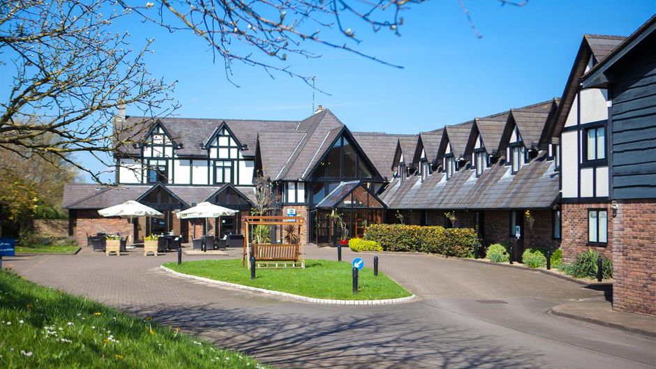Best Western The Gables Hotel Exterior