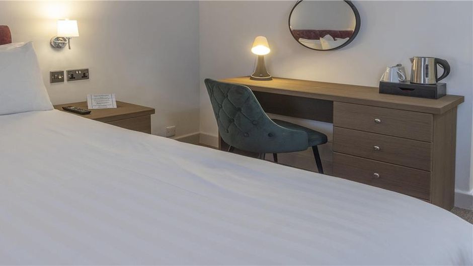 Hotel St Pierre Sure Hotel Room