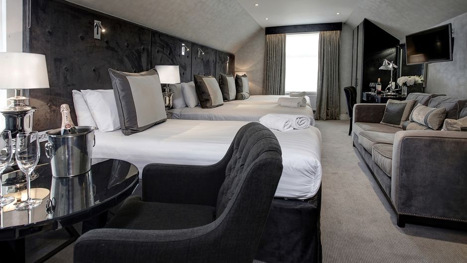 Best Western Chiswick Palace & Suites Room