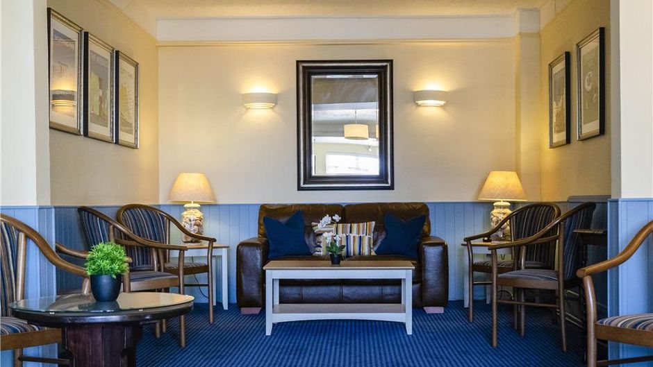Beachcroft Hotel, BW Signature Collection Lobby