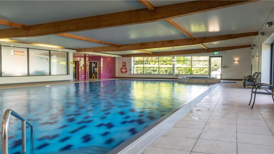 Best Western Chilworth Manor Hotel Pool