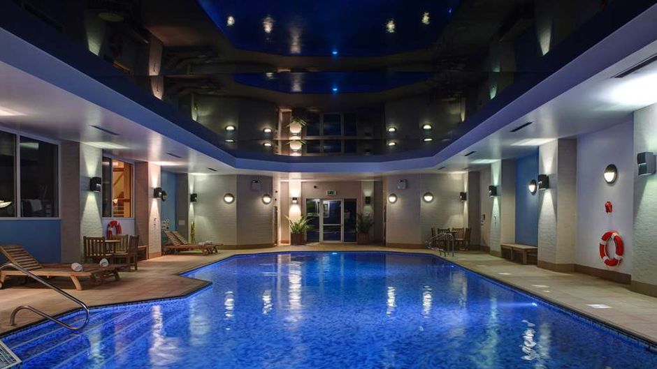Best Western Windmill Village Hotel Pool