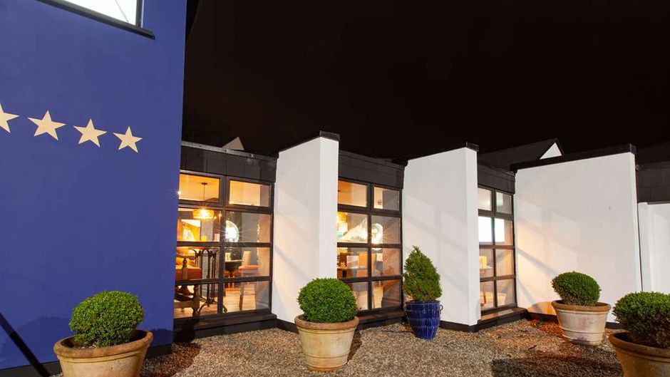 Best Western Plus White Horse Hotel Exterior
