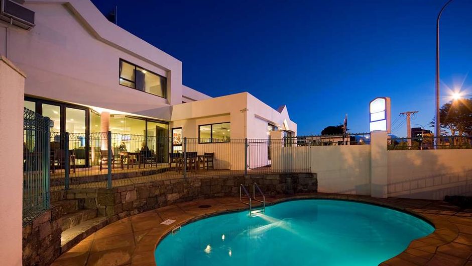 Best Western Ellerslie International Pool
