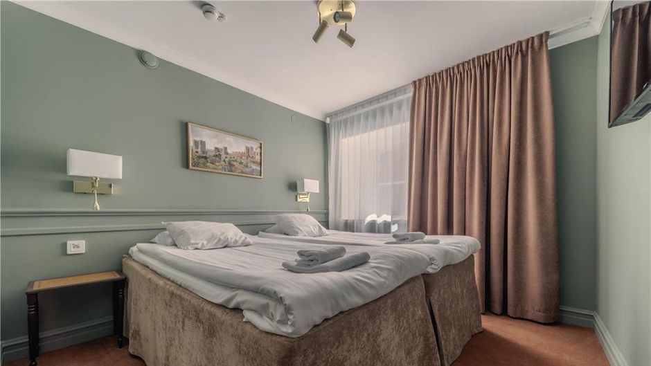 Best Western Strand Hotel Room